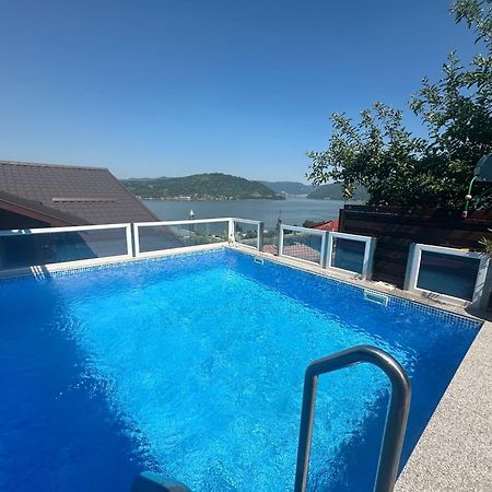 Casa Clau Hotel Orşova Екстериор снимка