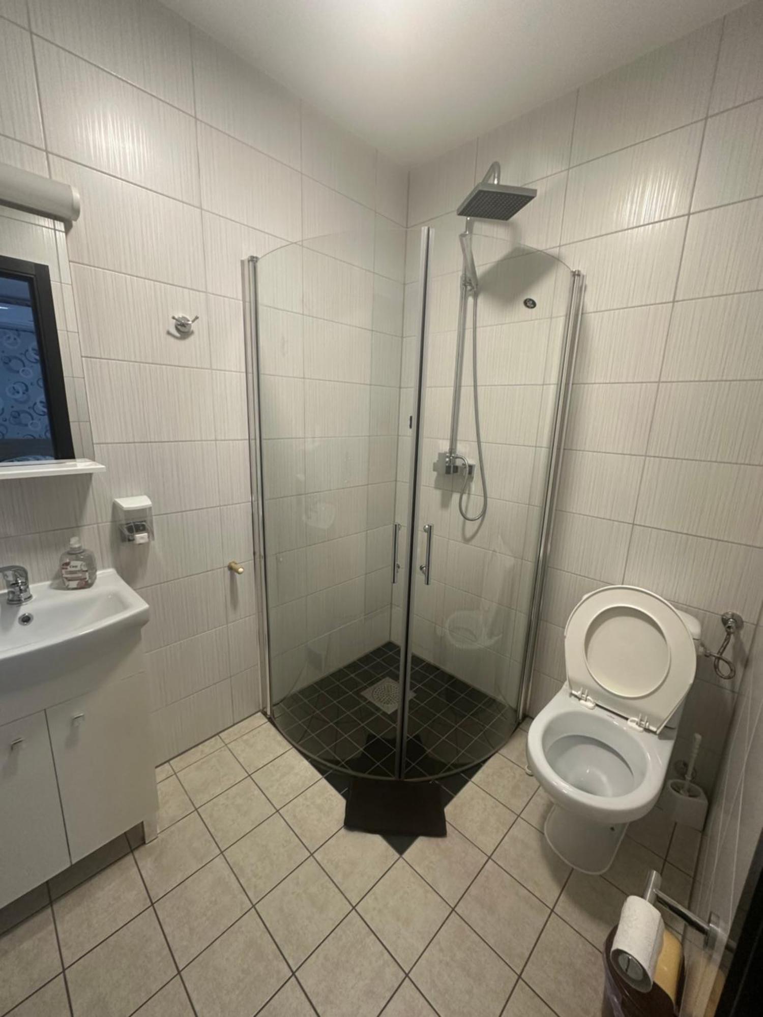 Casa Clau Hotel Orşova Екстериор снимка