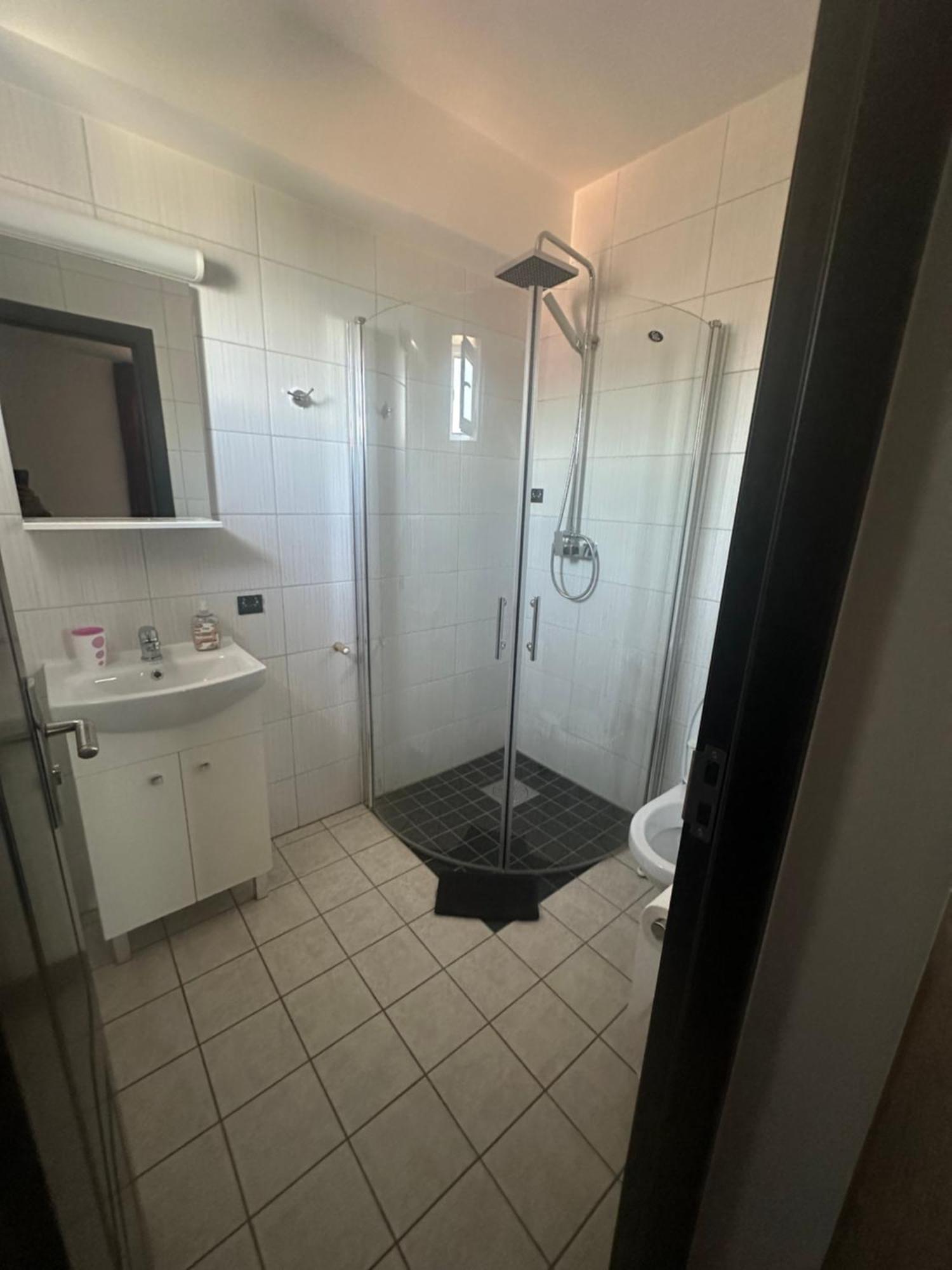 Casa Clau Hotel Orşova Екстериор снимка