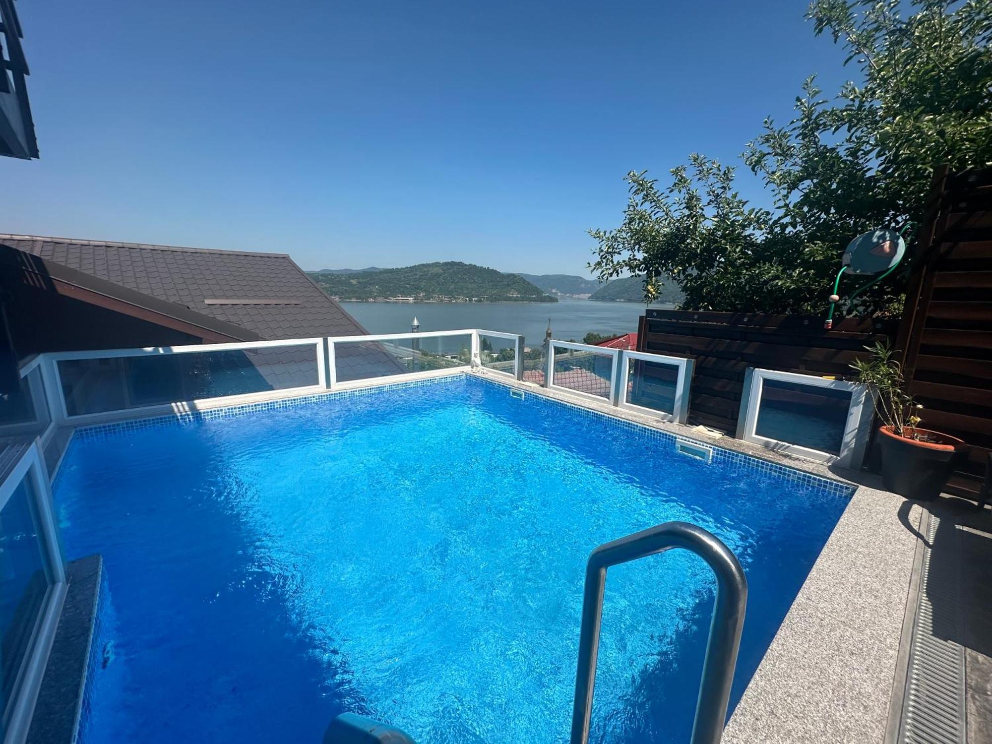 Casa Clau Hotel Orşova Екстериор снимка