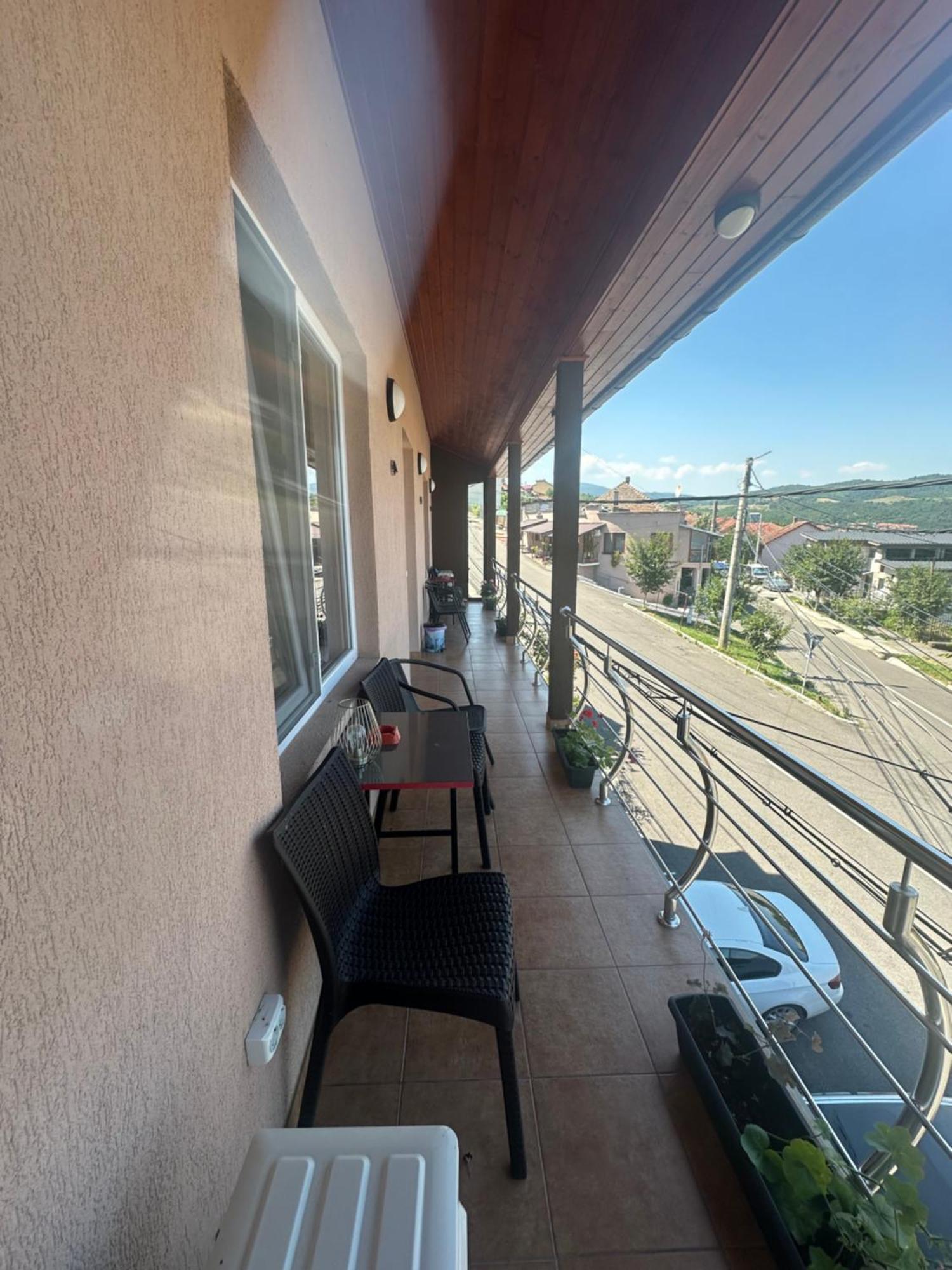 Casa Clau Hotel Orşova Екстериор снимка