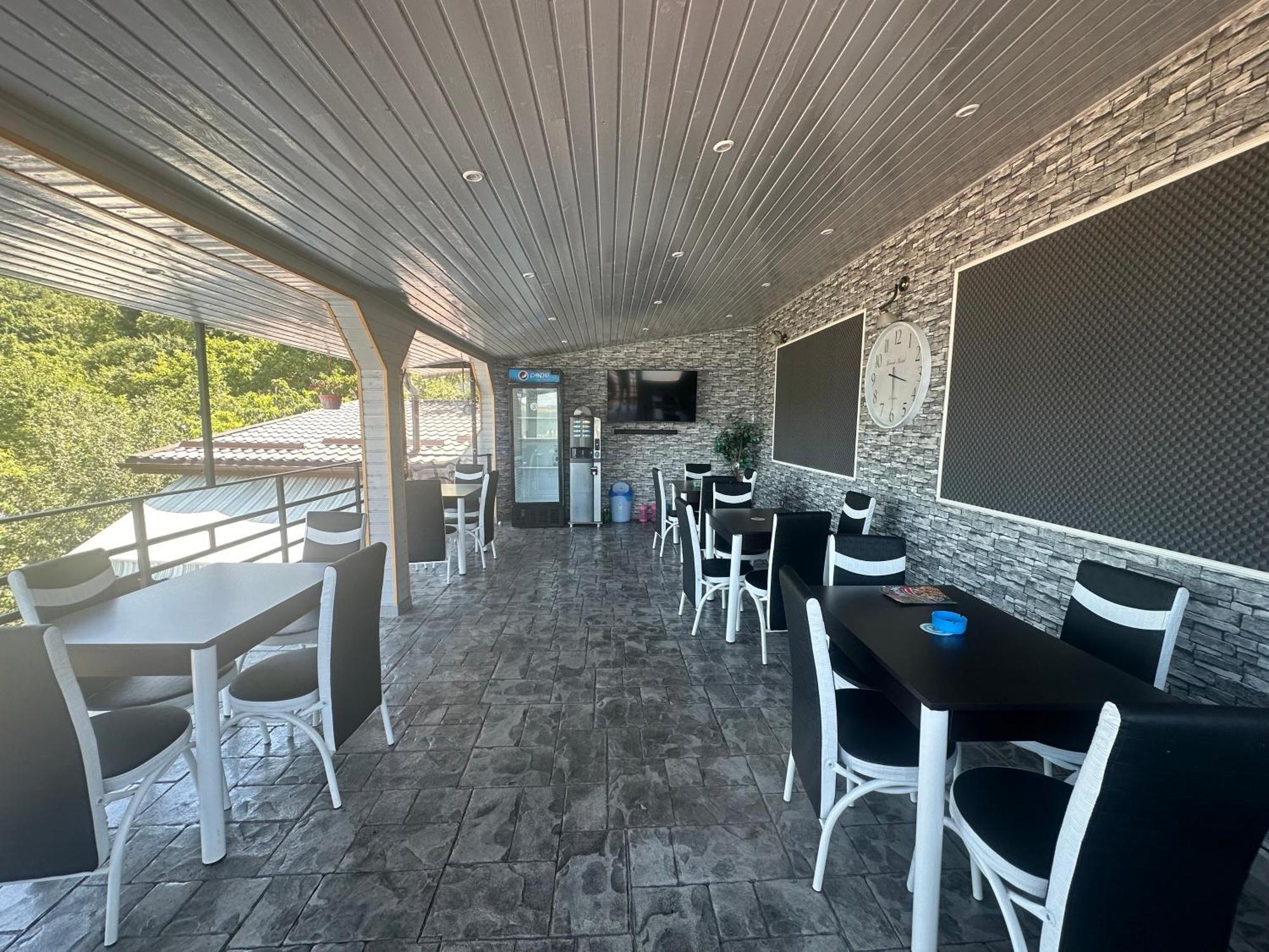 Casa Clau Hotel Orşova Екстериор снимка